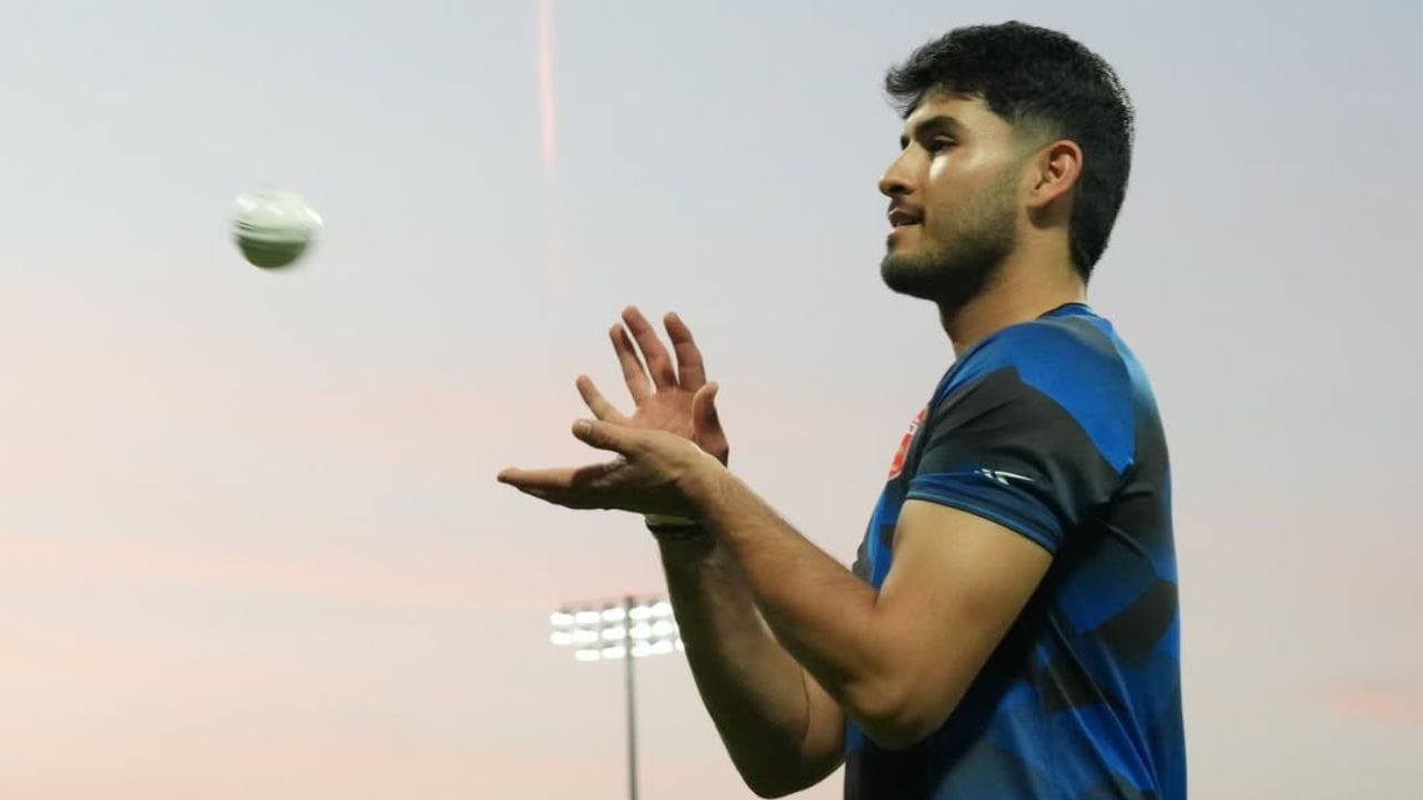 એપ્રિલ 2022માં ઇન્ટર-ડિસ્ટ્રિક્ટ અંડર-23 ક્રિકેટ ચેમ્પિયનશિપની સેમિફાઇનલ દરમિયાન, તેણે એક ઇનિંગમાં 578 રન બનાવ્યા હતા, જેણે બ્રાયન લારાના ચાર દિવસીય મેચમાં એક ઇનિંગમાં સૌથી વધુ સ્કોરના રેકોર્ડને તોડી નાખ્યો.