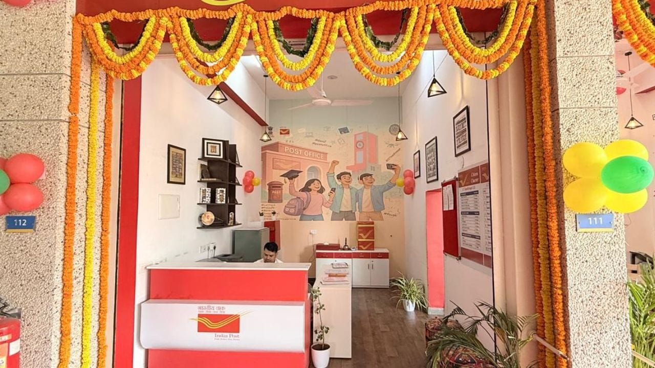 સૌથી મહત્વની વાત એ છે કે શેર બજાર નીચે જાય કે ઉપર જાય, તમારી આવક પર કોઈ અસર પડતી નથી. તમારું રોકાણ 100% સરકારી ગેરંટી સાથે સુરક્ષિત રહે છે. (Image Credit Source: Social Media)