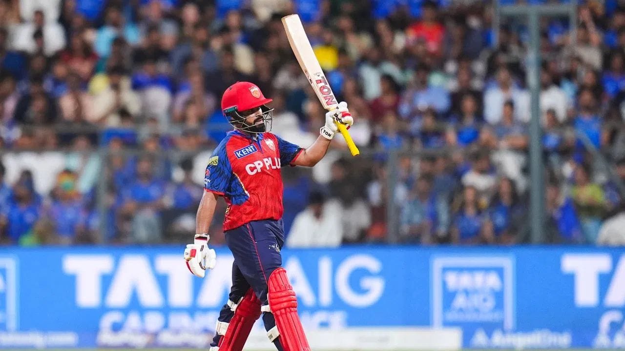 પ્રભસિમરન સિંહે 26 બોલનો સામનો કર્યો અને 292.30 ના સ્ટ્રાઈક રેટથી 76 રન બનાવ્યા. તેની ઈનિંગસમાં નવ ચોગ્ગા અને પાંચ છગ્ગાનો સમાવેશ થતો હતો. તેણે માત્ર 18 બોલમાં પોતાની અડધી સદી પૂરી કરી.