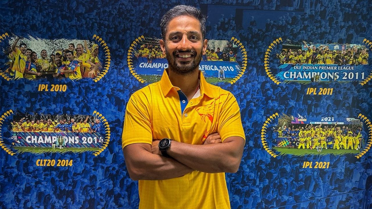 તે 2018-19 રણજી ટ્રોફીમાં મહારાષ્ટ્ર માટે સૌથી વધુ રન બનાવનાર ખેલાડી હતો, તેણે 8 મેચમાં 504 રન બનાવ્યા હતા.ફેબ્રુઆરી 2017માં, તેને રાઇઝિંગ પુણે સુપરજાયન્ટ્સ ટીમ દ્વારા 2017 ઇન્ડિયન પ્રીમિયર લીગ (IPL) માટે ખરીદવામાં આવ્યો હતો.