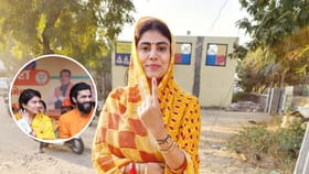 જામનગરમાં રિવાબાએ વોર્ડનંબર-5માં મતદાન કર્યું