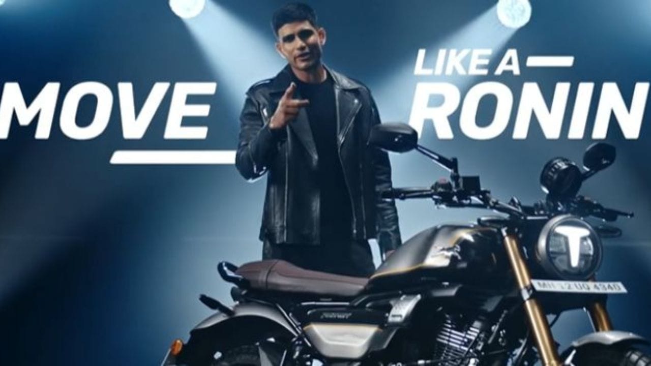 શુભમનની જાહેરાત ફી કેટલી છે?: ગિલ હાલમાં નાઇકી, કોકા-કોલા, ટાટા કેપિટલ, બજાજ આલિયાન્ઝ, ઓકલી, એંગેજ અને એમઆરએફ જેવી ઘણી મોટી બ્રાન્ડ્સ સાથે સંકળાયેલા છે. ગોયલના જણાવ્યા મુજબ, "બે વર્ષ પહેલાં, શુભમનને એક જાહેરાત માટે લગભગ ₹1 કરોડ મળતા હતા, પરંતુ હવે આ ફી ₹7 કરોડ સુધી પહોંચી ગઈ છે."
