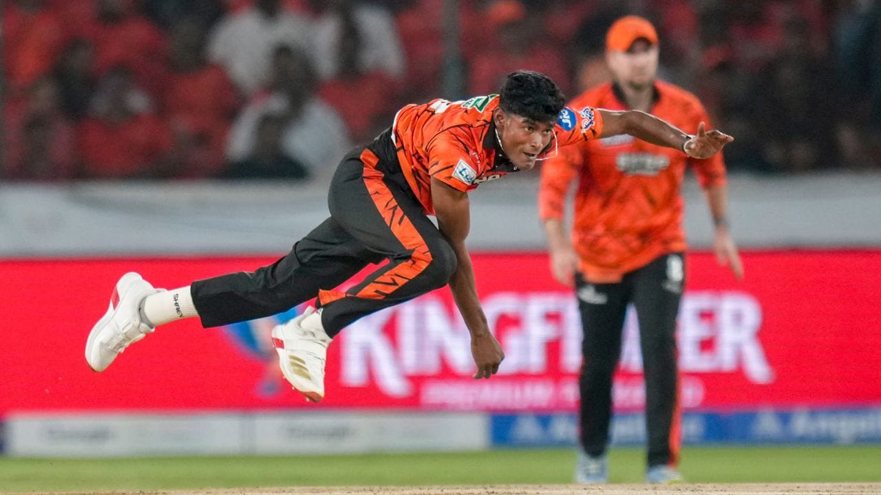 તેણે 2024 માં બિહાર માટે શાનદાર પ્રદર્શન કર્યું અને ત્યારબાદ કોલકાતા નાઈટ રાઇડર્સ (KKR) દ્વારા IPL 2024 માટે 20 લાખ રૂપિયામાં ખરીદ્યો. જોકે, તે સિઝન તેને રમવાની તક મળી ન હતી.