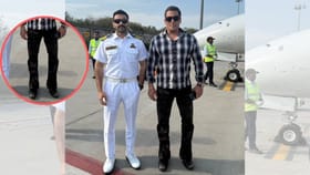 સલમાન ખાનના ફાટેલા શૂઝની કિંમતમાં 2 આઈફોન આવી જાય