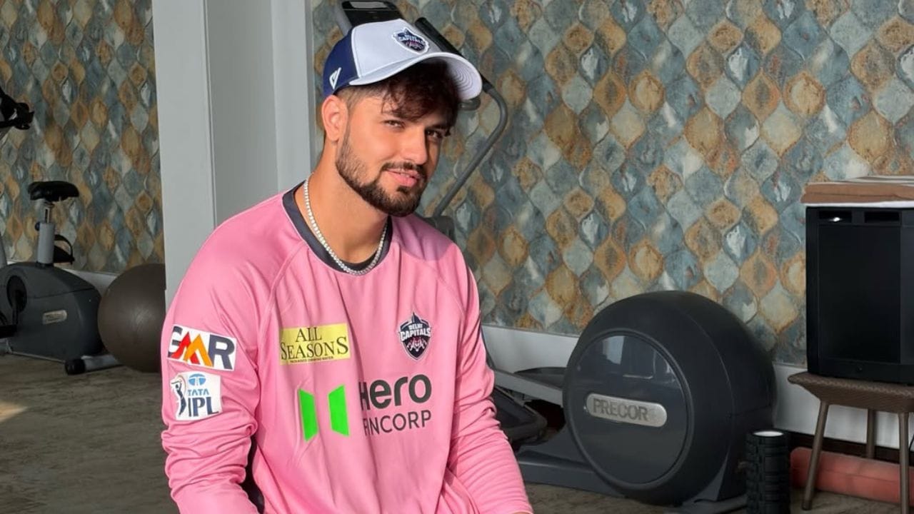 વર્ષોથી તેણે મોટી હિટિંગ માટે તેની પ્રતિષ્ઠા વધારી. તેણે તેની કારકિર્દીમાં ખૂબ મોડેથી શિક્ષણ શરૂ કર્યું હોવાનું કહેવાય છે અને 20 વર્ષનો થયા પછી જ તેણે ધોરણ 10 ની પરીક્ષાઓ પૂર્ણ કરી હોવાનું કહેવાય છે.