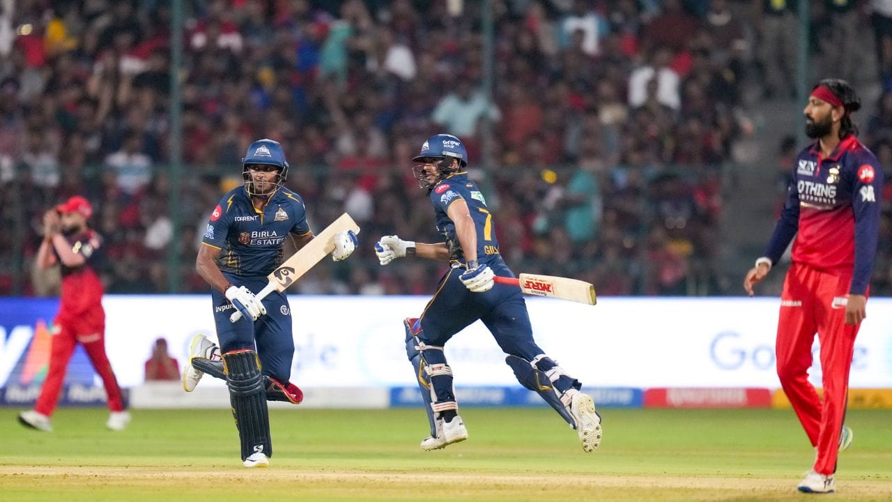 આ જીત સાથે ગુજરાતની ટીમ આઠ મેચમાં ચાર જીત અને ચાર હાર સાથે આઠ પોઈન્ટ સાથે પાંચમા સ્થાને પહોંચી ગઈ છે.ગુજરાતની આગામી મેચ 30 એપ્રિલે અમદાવાદમાં આરસીબી સામે છે.   (ALL PHOTO :PTI)