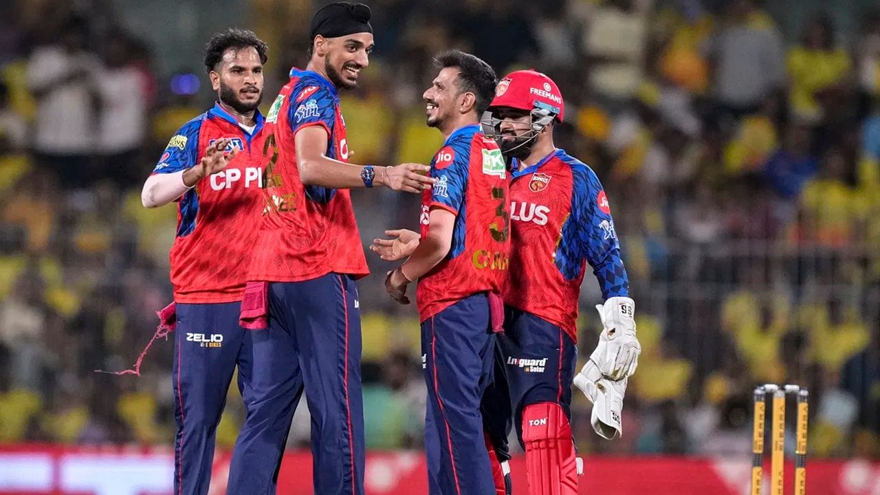 આ યાદીમાં પંજાબ કિંગ્સ બીજા ક્રમે છે. તેમણે IPLના ઇતિહાસમાં ચાર સુપર ઓવર રમી છે, જેમાંથી ત્રણમાં જીત મેળવી છે.