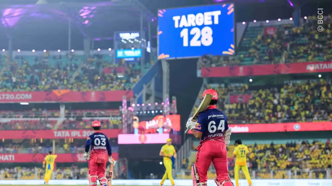 તેથી, 19 એપ્રિલની મેચમાં વૈભવ સૂર્યવંશી પાસે બે મોટાં લક્ષ્યો હશે. એક તરફ સૌથી ઝડપી 1000 T20 રન બનાવવાનો રેકોર્ડ, અને બીજી તરફ ઓરેન્જ કેપની રેસમાં આગળ વધવાનો પ્રયાસ. હવે જોવાનું એ રહેશે કે કોલકાતાની આ મેચમાં તે કેટલું સફળ થાય છે. (All image - BCCI)