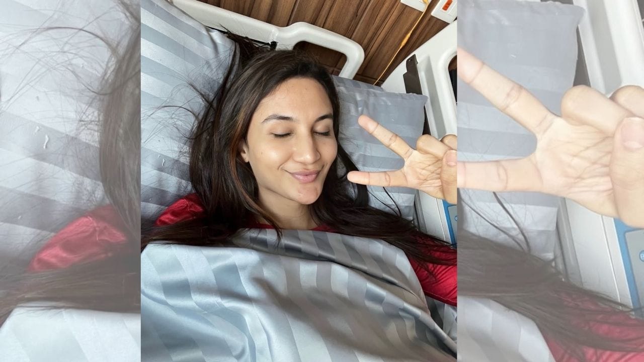 અનાયાને તેના લાઈફના મહત્વના ફેઝમાં તેના પિતા સંજય બાંગરનો સંપુર્ણ સપોર્ટ મળી રહ્યો છે. ફેમિલીનો પણ પ્રેમ મળી રહ્યો છે. પહેલા તેના પરિવારનો સપોર્ટ ન હતો પરંતુ હવે તેનો પરિવાર તેની સાથે છે.