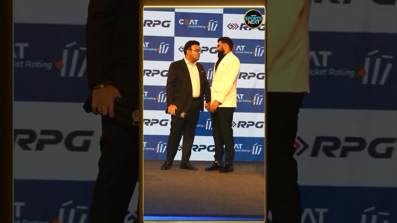 શમી હાલમાં અનેક જાણીતા બ્રાન્ડ્સ સાથે જોડાયેલા છે. તેમાં Puma, Helo Energy, Vision11 અને CEAT જેવા મોટા નામો સામેલ છે. 
