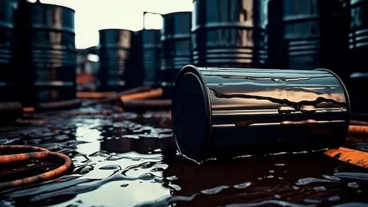 યુદ્ધવિરામની જાહેરાત પછી ક્રૂડ ઓઇલના ભાવમાં ઘટાડો થયો. બ્રેન્ટ અને યુએસ ક્રૂડ બંનેના ભાવમાં ઘટાડો થયો. બ્રેન્ટ ક્રૂડ લગભગ $21 પ્રતિ બેરલ ઘટ્યો. યુએસ ક્રૂડ પણ લગભગ $19 ઘટ્યો. 
