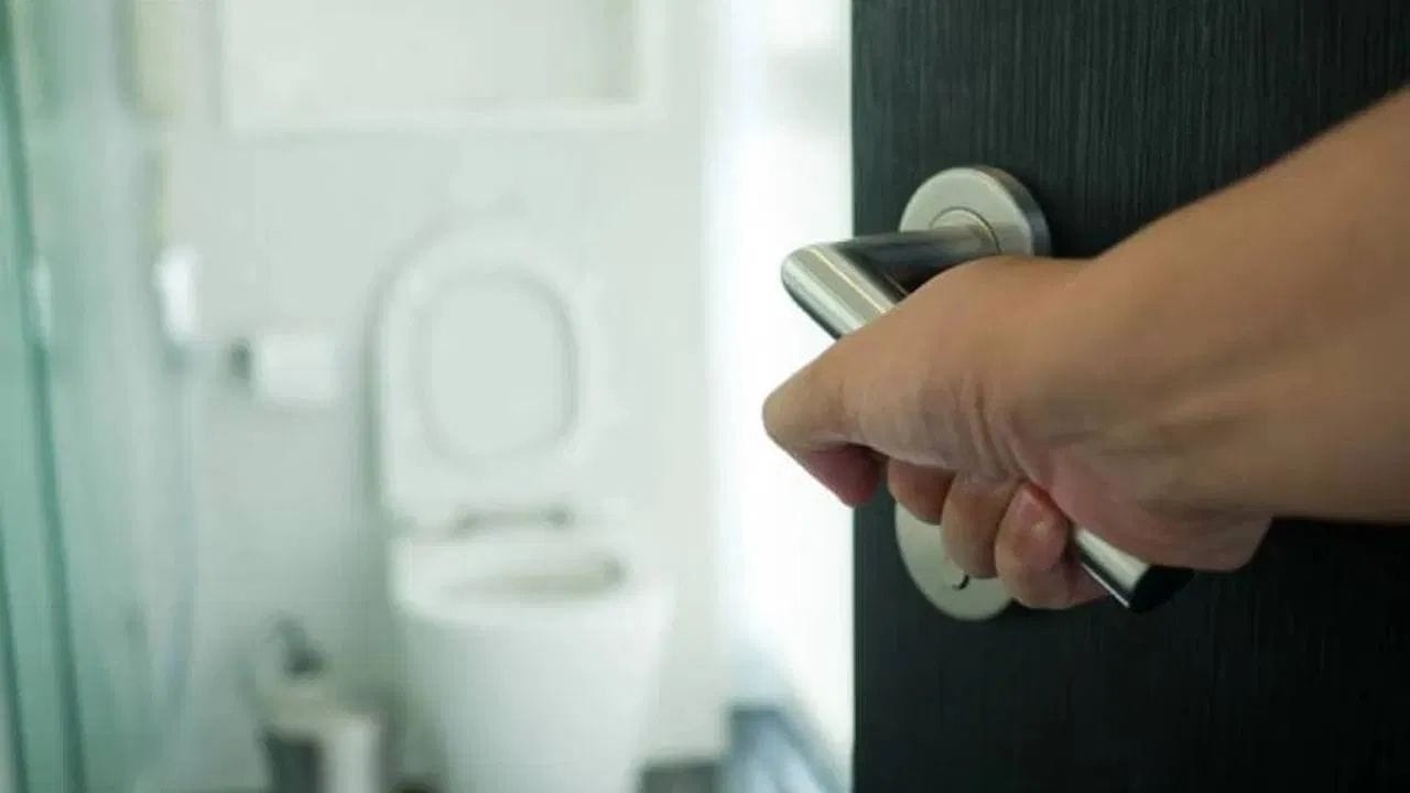 આજના ઝડપી જીવનમાં, કોઈની પાસે સ્વાસ્થ્ય પર ધ્યાન આપવાનો સમય નથી. દરેક વ્યક્તિ કામ અને ઘરના કામકાજમાં વ્યસ્ત છે. જોકે, સ્વાસ્થ્ય પર ધ્યાન આપવું મહત્વપૂર્ણ છે.(Image Credit-Gettyimage)
