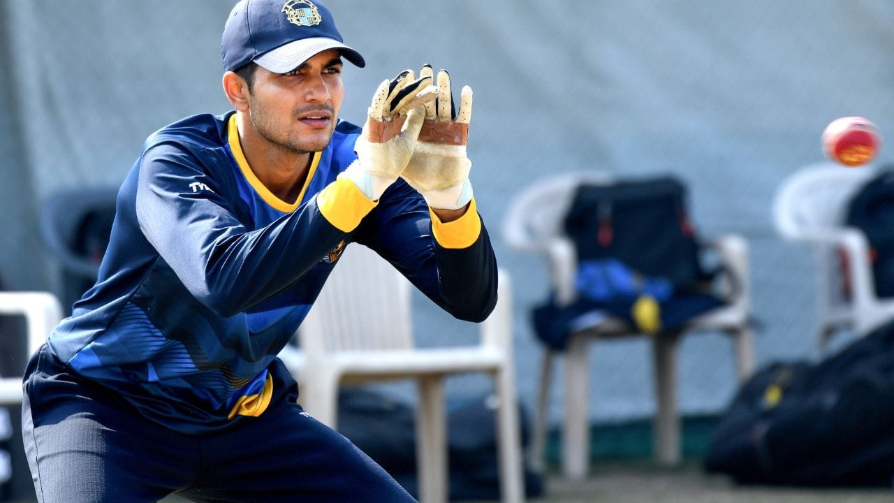 ગુજરાત ટાઈટન્સની આઈપીએલની આ સીઝનમાં પહેલી જીત છે પરંતુ હવે ટીમના કેપ્ટનને દંડ ફટકારવામાં આવ્યો છે.પ્રથમ બેટિંગ કરતા, ગુજરાત ટાઇટન્સે શુભમન ગિલ, જોસ બટલર અને વોશિંગ્ટન સુંદરની અડધી સદીઓની મદદથી 210 રનનો જંગી સ્કોર બનાવ્યો હતો.