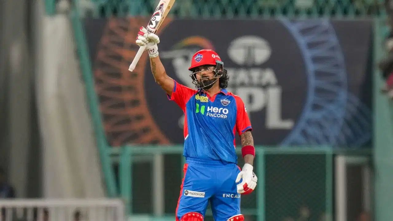 તાજેતરમાં કેએલ રાહુલ પણ આ લિસ્ટમાં જોડાયો છે. તેની હારેલી મેચોમાં કુલ રન સંખ્યા 2,515 સુધી પહોંચી ગઈ છે. રાહુલની સતત સારું પ્રદર્શન કરવાની ક્ષમતા તેને આ યાદીમાં સ્થાન અપાવે છે, ભલે પરિણામ ટીમના પક્ષમાં ન ગયું હોય. (PC:PTI/X)