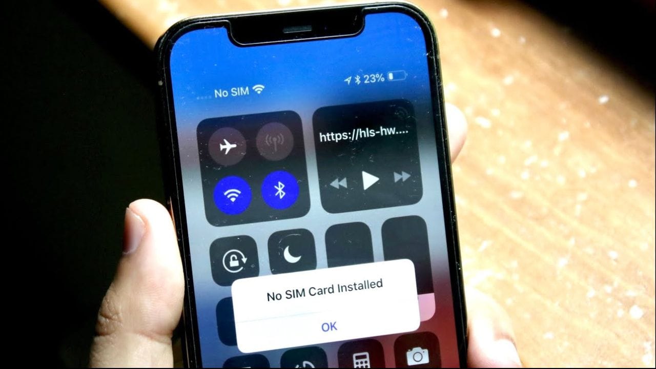 સામાન્ય રીતે, 60 થી 90 દિવસની અંદર, ટેલિકોમ કંપનીઓ સિમ કાર્ડને સંપૂર્ણપણે નિષ્ક્રિય કરે છે. આનો અર્થ એ થાય કે તમારો નંબર નેટવર્કમાંથી દૂર કરવામાં આવ્યો છે, અને તેના પર કોઈ સેવા ઉપલબ્ધ રહેતી નથી.(ફોટો ક્રેડિટ- CNET)