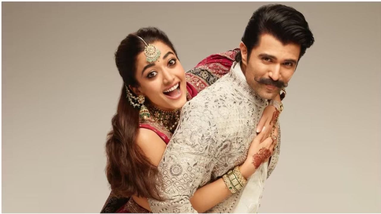 રશ્મિકાએ પોસ્ટ કરી એક વીડિયો શેર કર્યો છે, જેમાં અભિનેત્રીએ લખ્યું, "હવે, અમે ત્રણ થઈ ગયા છીએ." તેની પોસ્ટ વાંચીને, ચાહકો તરત જ કપલને અભિનંદન આપી રહ્યા છે. (ફોટો ક્રેડિટ-rashmika mandanaa account)