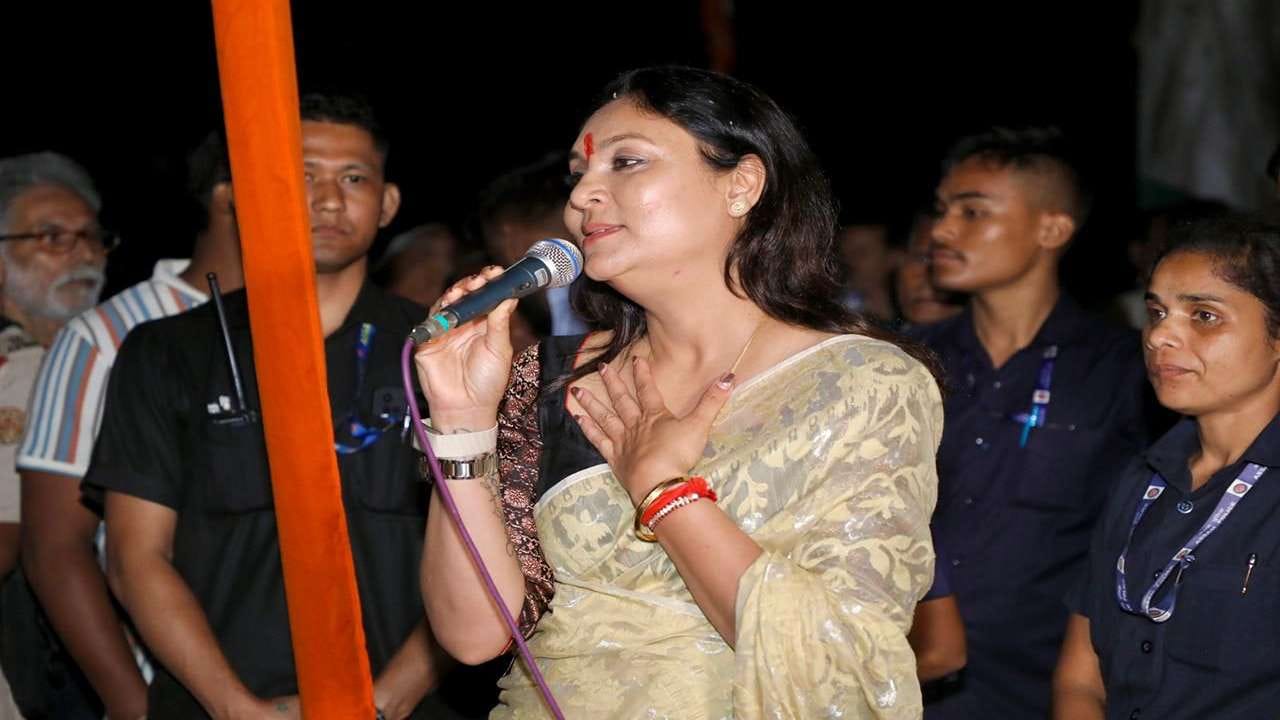 રિનિકી અનેક આસામી ચેનલોની પેરેન્ટ કંપની, પ્રાઇડ ઇસ્ટ એન્ટરટેઈનમેન્ટ્સના ચેરપર્સન અને મેનેજિંગ ડિરેક્ટર તરીકે સેવા આપે છે. 