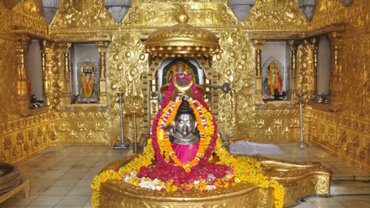 નોંધ: અહીં, પૂરી પાડવામાં આવેલી વિગતો માત્ર રિપોર્ટ્સ મુજબ આધારિત છે. TV9 ગુજરાતી કોઈપણ પ્રકારની માહિતીને સમર્થન આપતું નથી.
