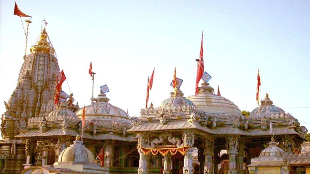 શક્તિપીઠ બહુચરાજી મંદિરના ભવ્ય વિકાસ માટે ફર્સ્ટ ફેઝની કામગીરી શરૂ, 80 કરોડના ખર્ચે બદલાશે ધામનું સ્વરૂપ