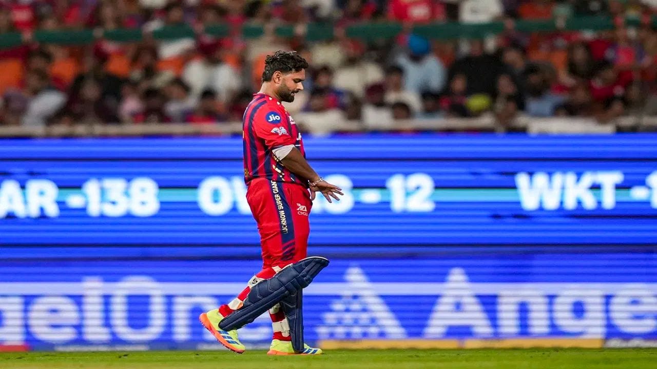 IPL 2026 માં લખનૌ સુપરજાયન્ટ્સનું પ્રદર્શન નિરાશાજનક રહ્યું છે. તેઓ આઠમાંથી ફક્ત બે મેચ જીતી શક્યા છે અને પોઈન્ટ ટેબલમાં છેલ્લા સ્થાને છે. હવે, જો તેઓ પ્લેઓફમાં સ્થાન મેળવવા માંગતા હોય, તો તેઓએ બાકીની છ મેચ જીતવી પડશે.