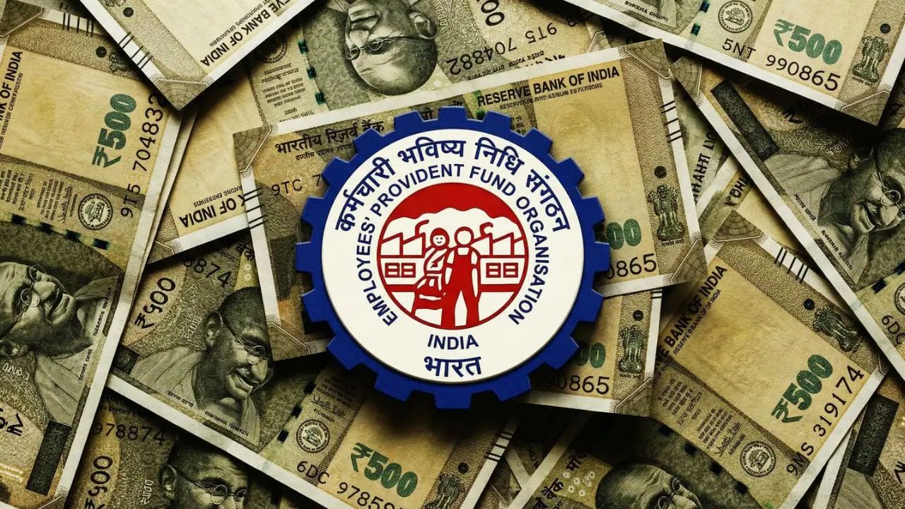 EPFO ના નિયમો અનુસાર, નોકરી છોડ્યાના બે મહિના પછી જ એક્ઝિટ ડેટ અપડેટ કરી શકાય છે, અને તે પછી જ PF ક્લેમ કરવામાં આવે છે. જો તમે સમયસર ભૂલ સુધારશો નહીં, તો પછીથી PF ફંડ ઉપાડવામાં અથવા ટ્રાન્સફર કરવામાં મોટી સમસ્યાઓ થઈ શકે છે. તમારા EPF રેકોર્ડ્સને અવગણવાથી મોંઘા પડી શકે છે. તારીખની નાની ભૂલ પણ ભવિષ્યમાં નોંધપાત્ર નાણાકીય નુકસાનમાં પરિણમી શકે છે. તેથી, તમારા PF રેકોર્ડ નિયમિતપણે તપાસો અને ભૂલને તાત્કાલિક સુધારી લો.