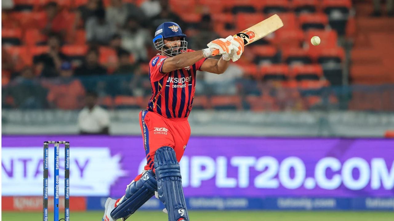 IPL 2026માં પંતે 14 મેચની 13 ઇનિંગ્સમાં 312 રન બનાવ્યા હતા, જ્યારે તેમની આગેવાની હેઠળ ટીમ છેલ્લાં સ્થાન પર રહી હતી. તે પહેલાં IPL 2025માં પણ પંતનું પ્રદર્શન ખાસ રહ્યું નહોતું. તેમણે 14 મેચમાં 269 રન બનાવ્યા હતા અને ટીમ સાતમા સ્થાને રહી હતી.
