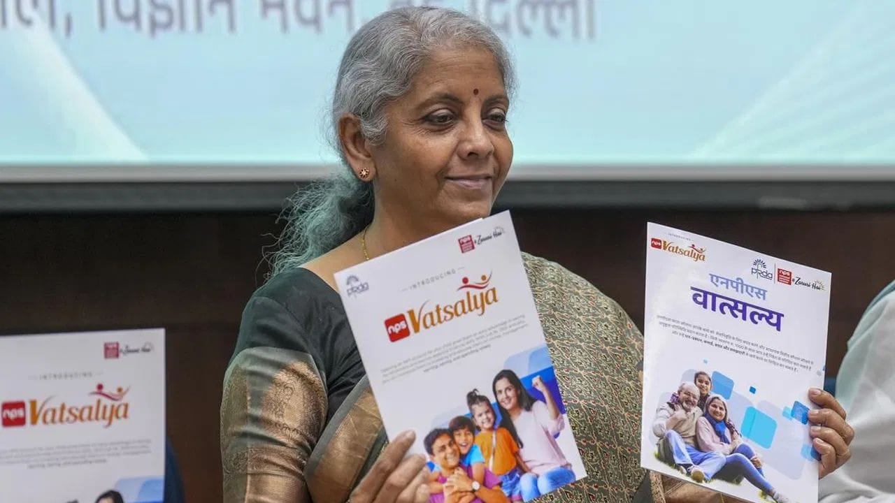 સરકારનો ઉદ્દેશ્ય રોકાણની જટિલતાઓ દૂર કરીને સામાન્ય માણસને પેન્શન સાથે જોડવાનો છે. આ યોજના દ્વારા શ્રમિકો કોઈપણ સલાહના અભાવ વગર પણ સુરક્ષિત રોકાણ કરી શકશે અને પોતાના ભવિષ્યને સુરક્ષિત બનાવી શકશે.