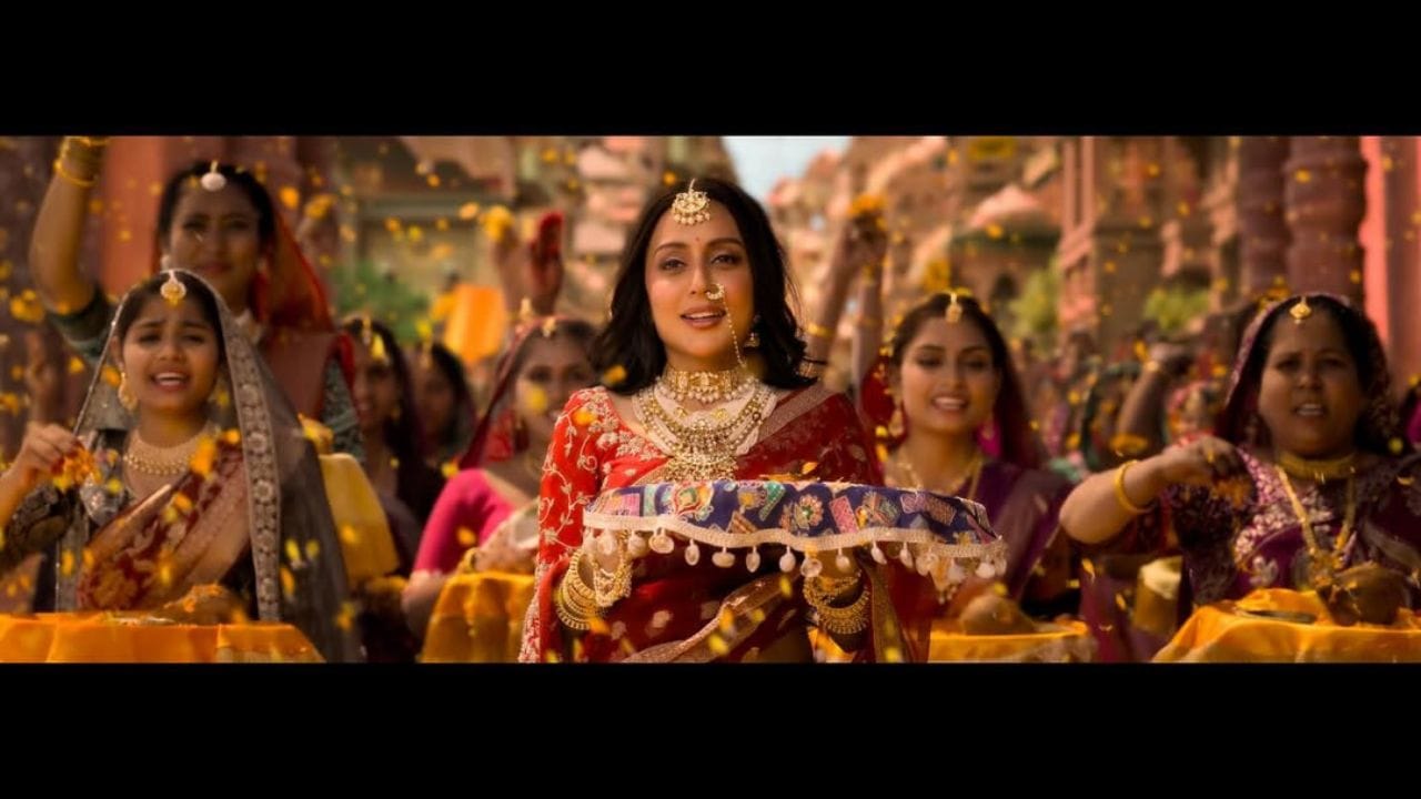 હિન્દી ફિલ્મ ઉદ્યોગમાં તેની સફર પાંચ વર્ષથી વધુ સમયથી ખંત, ધીરજ અને મૌન શક્તિનો અનુભવ કરી રહી છે. આ ક્ષણ પાછળ અસંખ્ય સંઘર્ષો, અતૂટ સમર્પણ અને ક્યારેય ઝાંખો ન પડતો વિશ્વાસ છે.