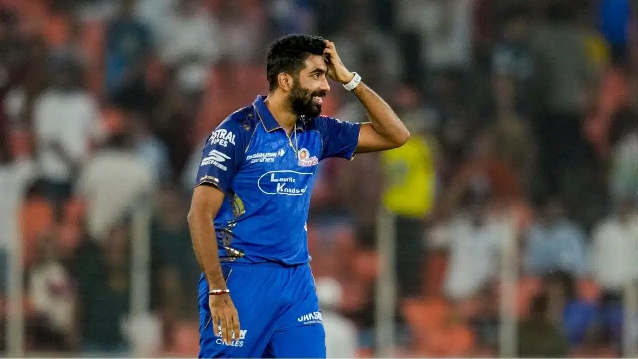 હકીકતમાં, IPL 2026 માં સ્ટાર્કે ફક્ત એક જ મેચમાં જસપ્રીત બુમરાહ કરતા વધુ વિકેટ લીધી હતી. આ જસપ્રીત બુમરાહના ખરાબ ફોર્મને કારણે છે. તે આ સિઝનમાં ફોર્મમાં નથી અને વિકેટ લેવા માટે સંઘર્ષ કરી રહ્યો છે.