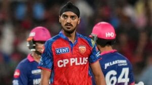 3 ઓવર 52 રન 0 વિકેટ... રીલ્સમાં બીજાની મજાક ઉડાવતો પોતે બની ગયો 'મજાક'