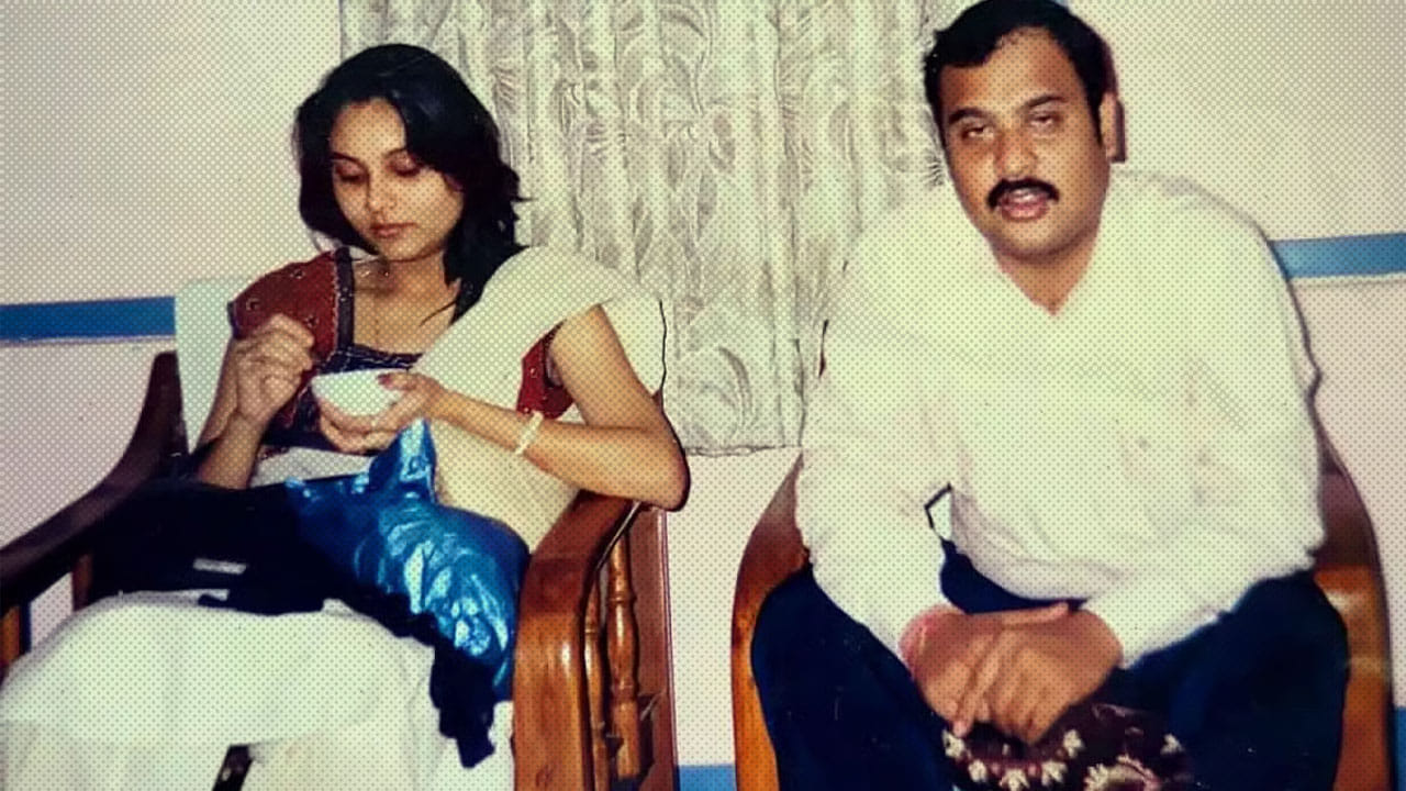 સંબંધમાં પડકાર અને સમજૂતી: રિનિકીએ એક ઇન્ટરવ્યુમાં જણાવ્યું હતું કે એક સમયે તેમણે મિસ ઇન્ડિયા સ્પર્ધા માટે અરજી કરી હતી અને પસંદગી બાદ મુંબઈ જવાનું થયું હતું. પરંતુ હિમંતા આ નિર્ણયથી સહમત નહોતા. તેઓ માનતા હતા કે આવી સ્પર્ધાઓ યોગ્ય નથી અને તેમણે રિનિકીને સમજાવવાનો પ્રયાસ કર્યો. આ સમય તેમના સંબંધ માટે એક પરીક્ષા જેવો હતો, પરંતુ બંનેએ એકબીજાને સમજતા સંબંધ આગળ વધાર્યો.