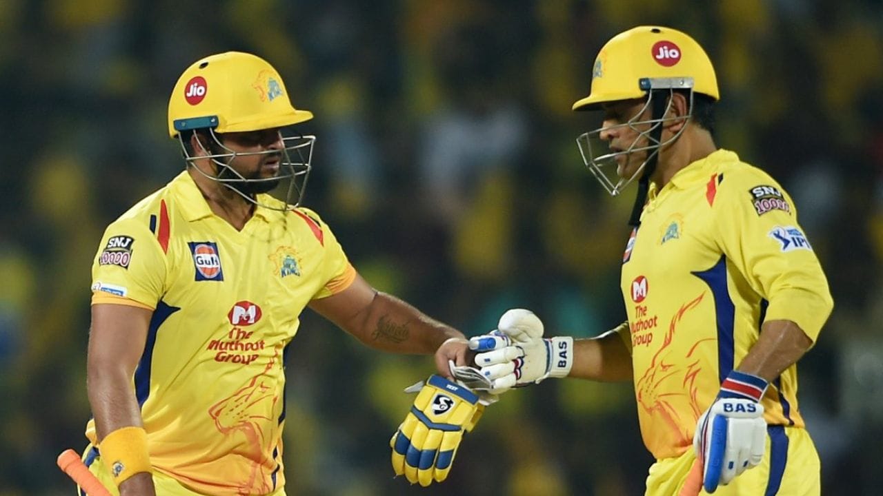 IPL પ્લેઓફમાં સૌથી વધુ રન બનાવનારા બેટ્સમેનોની યાદી ક્રિકેટ ચાહકો માટે હંમેશા રસપ્રદ રહી છે. દબાણભરી મેચોમાં મોટી ઇનિંગ રમનાર ખેલાડીઓએ પોતાની ટીમને ફાઇનલ સુધી પહોંચાડવામાં મહત્વની ભૂમિકા ભજવી છે. આ યાદીમાં અનુભવ અને આક્રમકતા બંનેનું અનોખું કોમ્બિનેશન જોવા મળે છે. ચાલો જાણીએ પ્લેઓફમાં સૌથી વધુ રન બનાવનાર ટોપ 5 ખેલાડીઓ કોણ છે.