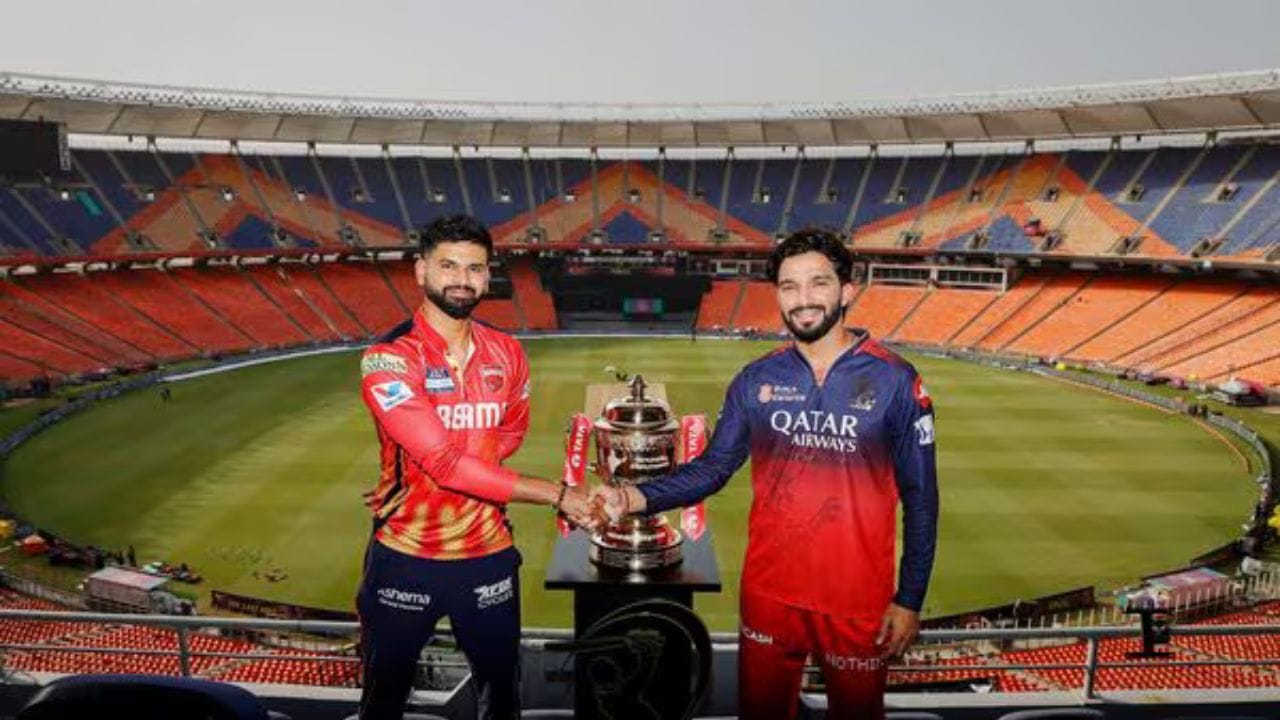 ટોપ-2 માં સ્થાન મેળવનારી ટીમોને ફાઈનલમાં પહોંચવાની બે તકો હોય છે, જેના કારણે દરેક ટીમ આ લક્ષ્યને પ્રાપ્ત કરવા માટે પ્રયત્નશીલ છે. હાલમાં છ ટીમો ટોપ-2 માટે દાવેદાર છે. પરંતુ હવે આ ટીમો વચ્ચેની દરેક મેચ મહત્વપૂર્ણ બની ગઈ છે.