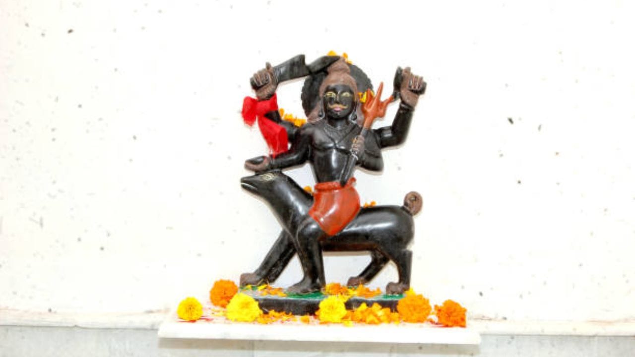 નોંધ : અહીં, પૂરી પાડવામાં આવેલી વિગતો માત્ર માન્યતા, જ્યોતિષ અને રિપોર્ટ્સ મુજબ આધારિત છે. TV9 ગુજરાતી કોઈપણ પ્રકારની માહિતીને સમર્થન આપતું નથી.