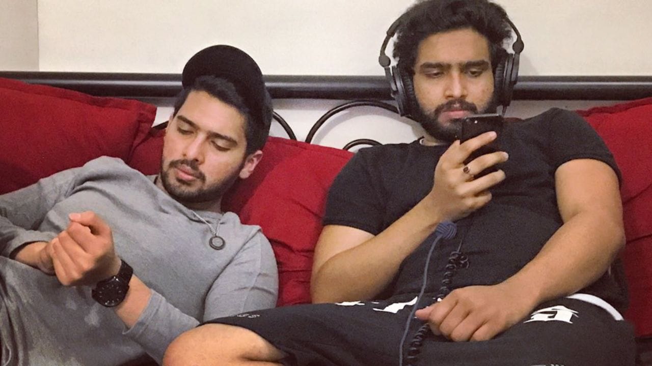 Amaal Mallik Net Worth: મ્યુઝિક ઈન્ડસ્ટ્રીનો ફેમસ સિંગર અમાલ મલિકના અવાજના લાખો ચાહકો છે. અમાલ મલિકના અવાજની સાથે તેની સોશિયલ મીડિયા પર ચાહકોની સંખ્યા ખુબ મોટી છે.