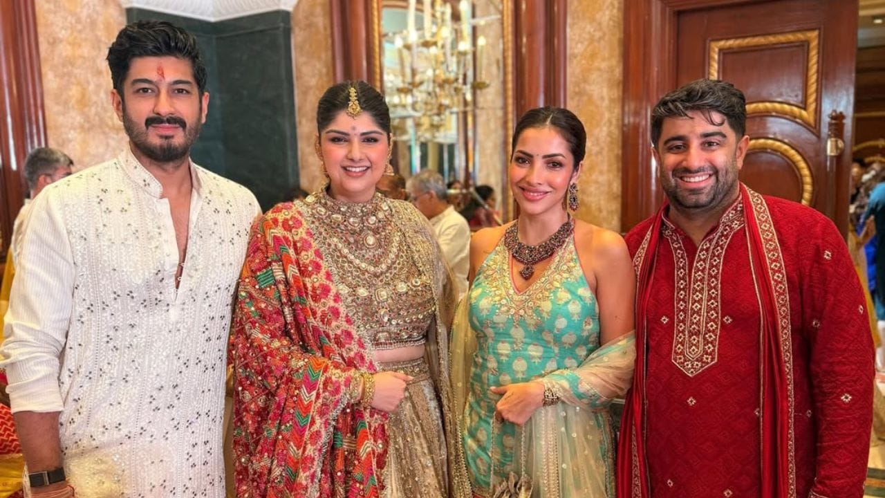 Anshula Kapoor Rohan Thakkar Wedding : બોની કપૂરની લાડલી અંશુલા કપૂર અને રોહન ઠક્કર લગ્ન કરવા જઈ રહી છે. લગ્નમાં હવે માત્ર થોડો સમય બાકી છે અને પ્રી-વેડિંગ ફંક્શન શરુ થઈ ચૂક્યા છે.