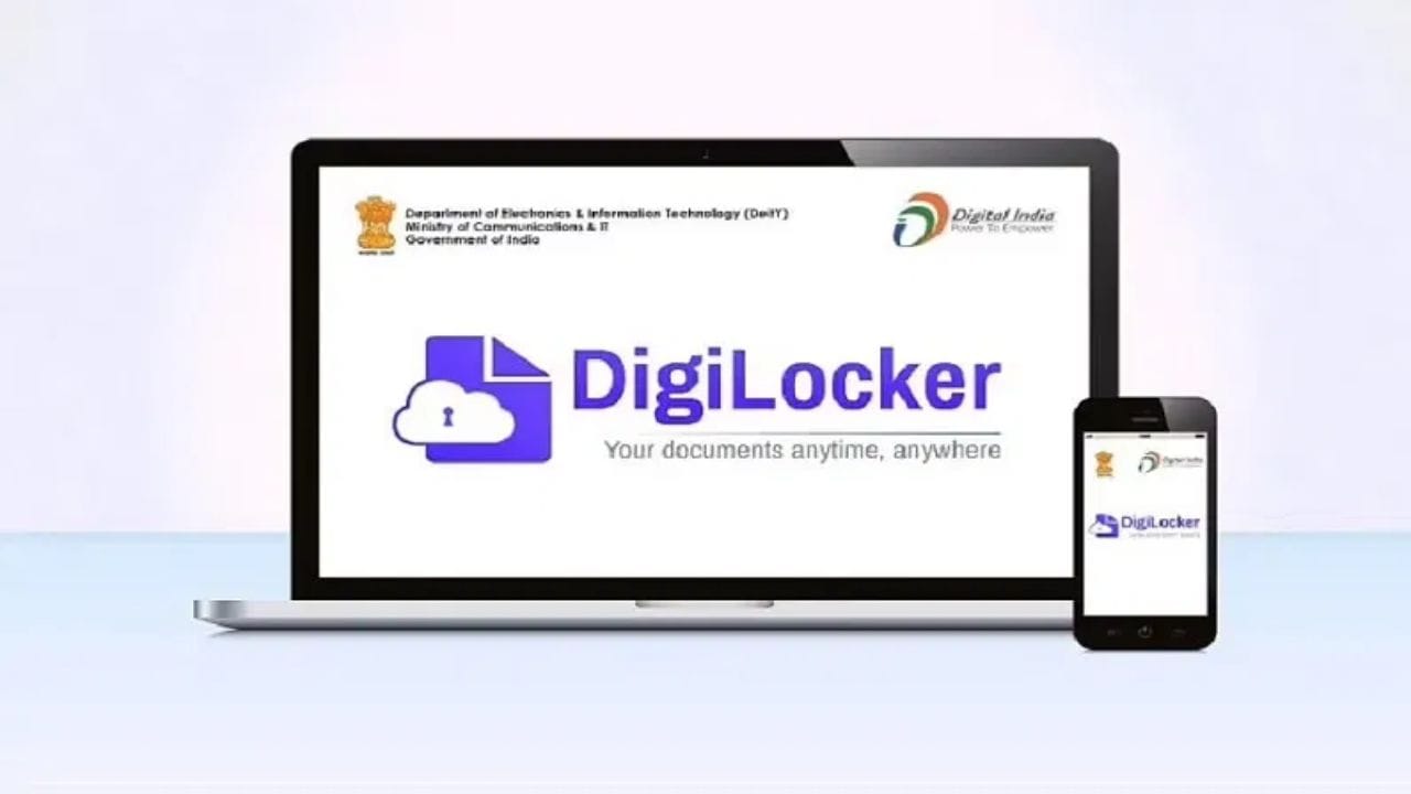 ડીજીલોકર (DigiLocker): બધા જ જરૂરી ડોક્યુમેન્ટ્સ રહેશે એકસાથે સુરક્ષિત: ડીજીલોકર તમને તમારા મહત્વપૂર્ણ દસ્તાવેજો જેવા કે ડ્રાઇવિંગ લાઇસન્સ, વાહનનું રજીસ્ટ્રેશન સર્ટિફિકેટ (RC Book), શૈક્ષણિક પ્રમાણપત્રો (માર્કશીટ/ડિગ્રી) અને વીમાના કાગળોનું ડિજિટલ વર્ઝન સ્ટોર અને એક્સેસ કરવાની સુવિધા આપે છે. આ એપ દ્વારા ઇશ્યૂ કરવામાં આવેલા તમામ દસ્તાવેજો કાનૂની રીતે સંપૂર્ણપણે માન્ય છે. તેથી તમારે ઓરિજિનલ કાગળો સાથે લઈને ફરવાની જરૂર નથી પડતી. મુસાફરી કરનારાઓ અને વિદ્યાર્થીઓ માટે આ એપ આશીર્વાદ સમાન છે.
