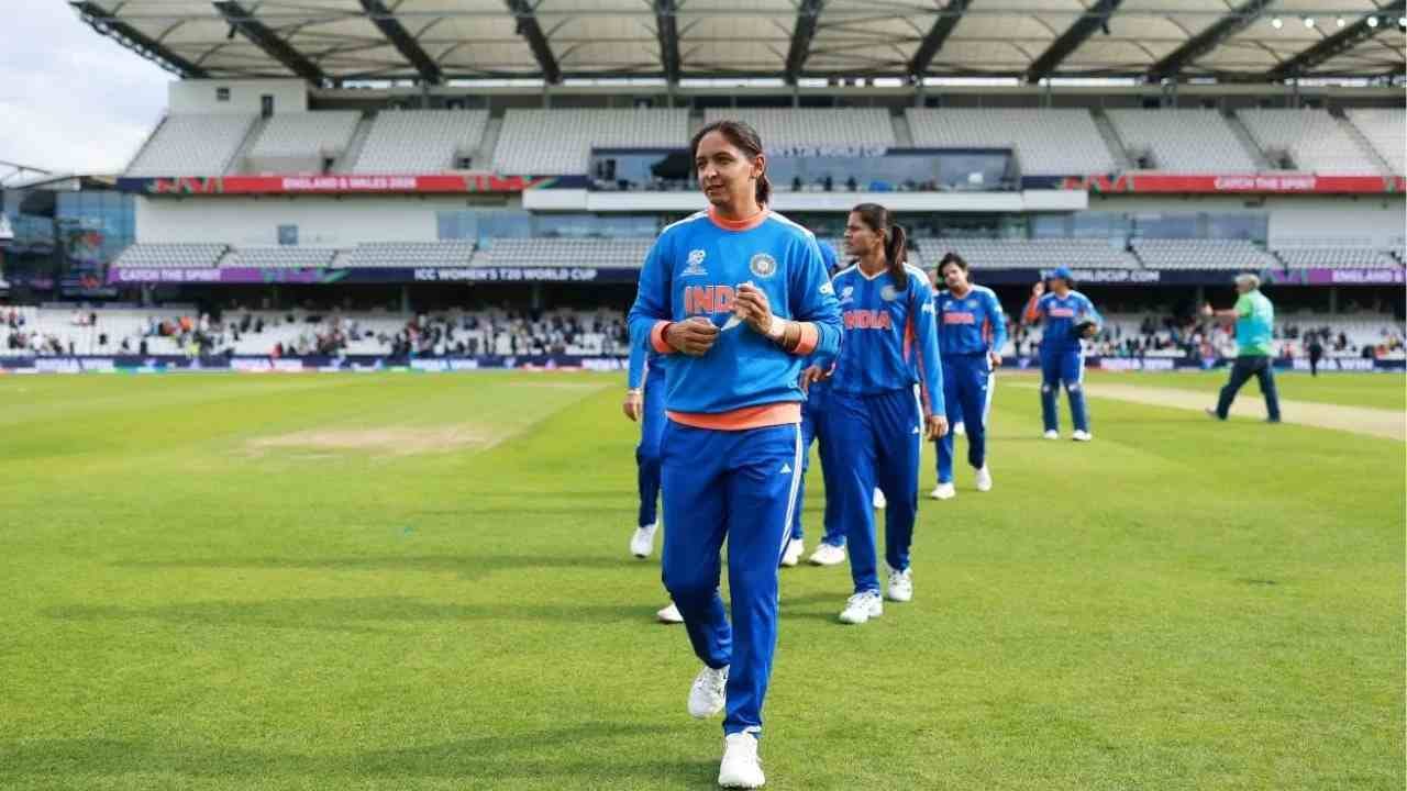 ICC મહિલા T20 વર્લ્ડ કપ 2026માં ટીમ ઈન્ડિયાએ પણ જોરદાર શરૂઆત કરી છે. ભારતીય ટીમે પોતાની પ્રથમ બે મેચમાં જીત મેળવી છે અને હવે દક્ષિણ આફ્રિકા સામેની મેચ જીતીને જીતની હેટ્રિક નોંધાવવાનો પ્રયાસ કરી રહી છે. આવી સ્થિતિમાં હરમનપ્રીતનો આ ઐતિહાસિક રેકોર્ડ ટીમ માટે વધુ આત્મવિશ્વાસ વધારનારો સાબિત થઈ શકે છે.