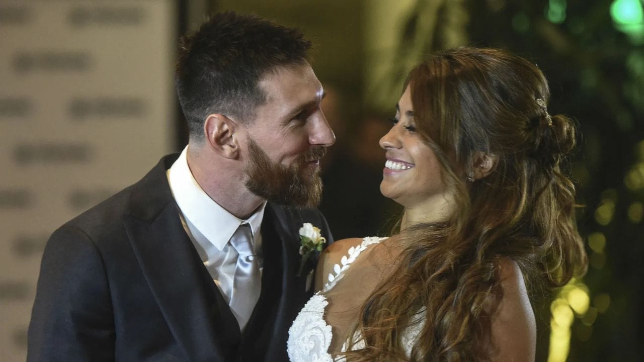 Lionel Messi Wife Antonela Roccuzzo Love Story