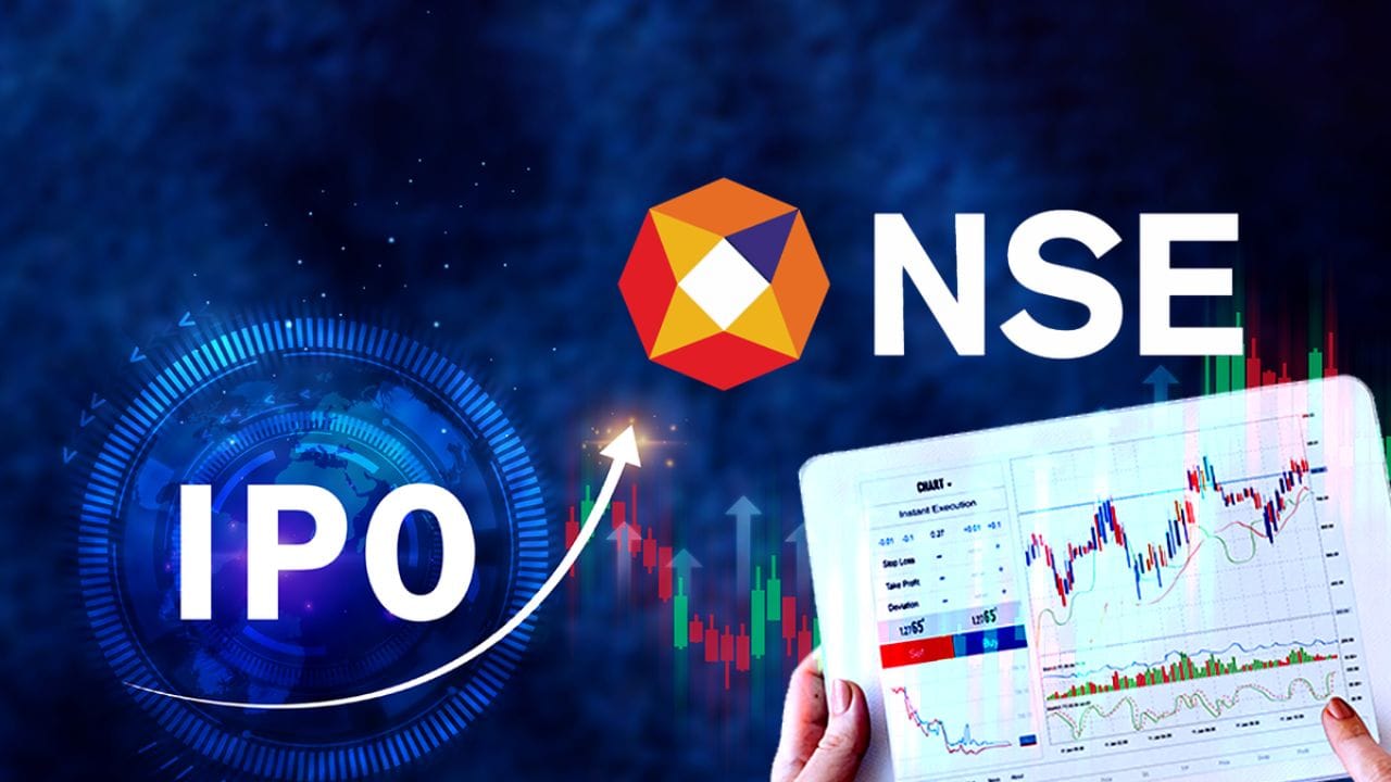 2025-26 નાણાકીય વર્ષના નાણાકીય ડેટા અનુસાર, NSE ની કુલ ઓપરેટિંગ આવકનો સૌથી મોટો હિસ્સો આશરે 79% ટ્રાન્ઝેક્શન ચાર્જમાંથી મેળવવામાં આવે છે. આ ટ્રાન્ઝેક્શન ચાર્જમાં, ડેરિવેટિવ્ઝ (F&O) બજાર સૌથી મહત્વપૂર્ણ યોગદાન આપે છે; ફક્ત વિકલ્પો કમાણીના 76.6% માટે જવાબદાર છે, જ્યારે ફ્યુચર્સ 11.3% ફાળો આપે છે. સ્ટાન્ડર્ડ કેશ ઇક્વિટી (શેરની ખરીદી અને વેચાણ) નો હિસ્સો ફક્ત 11.9% છે. ડેટા અને કનેક્ટિવિટી ફી: NSE બ્રોકર્સ અને નાણાકીય સંસ્થાઓને માર્કેટ ડેટા ફીડ્સ અને ટ્રેડિંગ ઇન્ફ્રાસ્ટ્રક્ચર પૂરું પાડવાના બદલામાં તેની આવકના 10% મેળવે છે; આ એક નિશ્ચિત અને સુરક્ષિત આવક પ્રવાહ બનાવે છે.