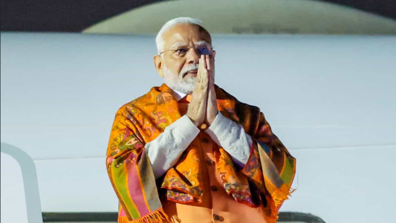 PM Modi : પીએમ નરેન્દ્ર મોદી શાસનના 12 વર્ષ થયા પૂર્ણ, જાણો 12 મોટી ઉપલબ્ધિઓ શું છે?