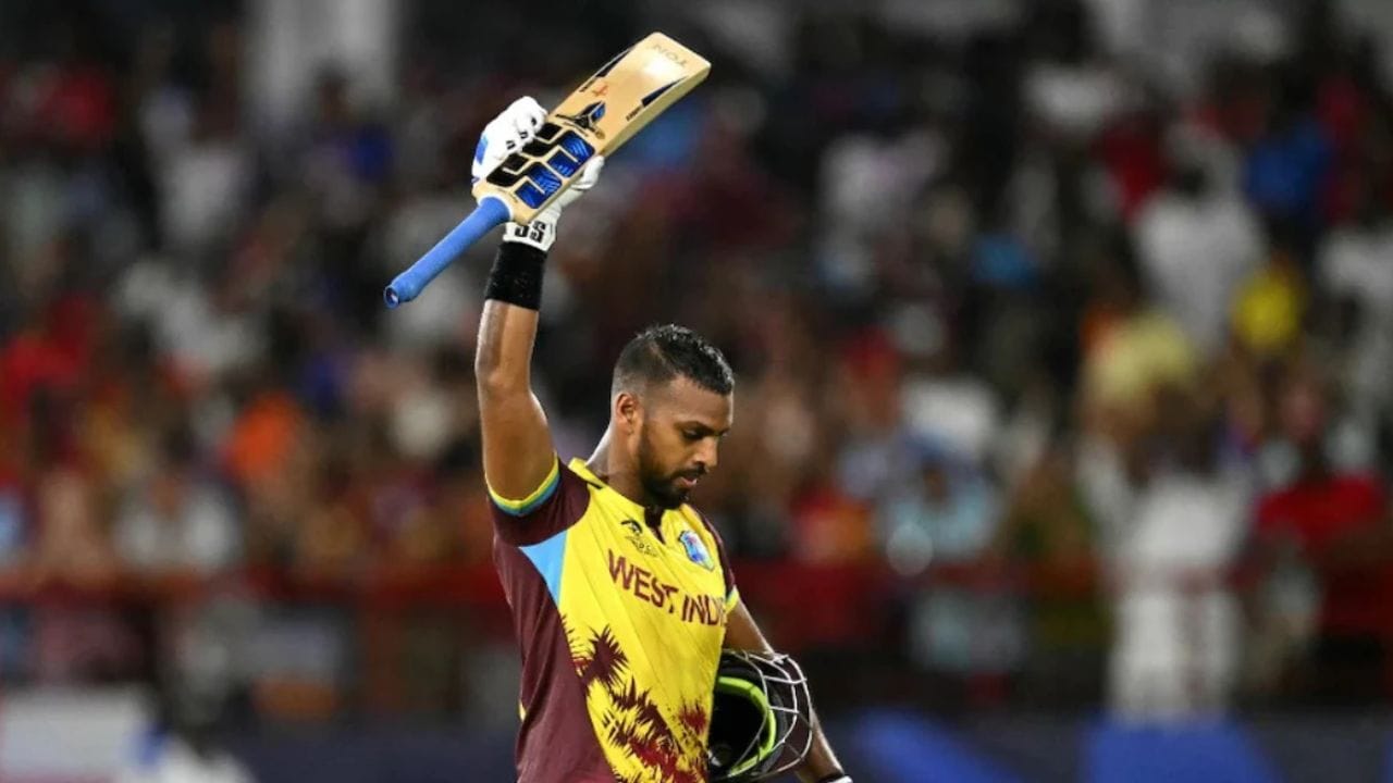 નિકોલસન પૂરને IPL માં 100 છગ્ગા 884 બોલમાં લગાવ્યા છે.