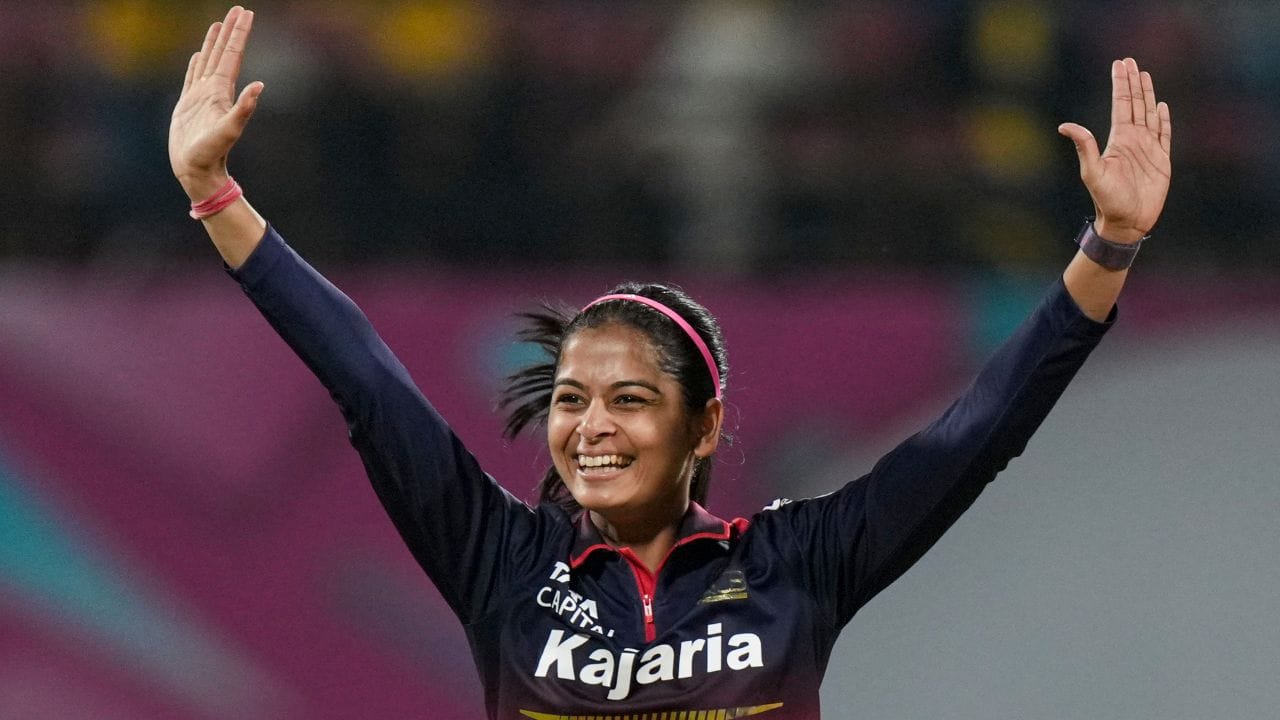 જૂન 2023ના ACC મહિલા T20 ઇમર્જિંગ ટીમ્સ એશિયા કપમાં ભારત A માટે રમી હતી.તે ટુર્નામેન્ટમાં સૌથી વધુ વિકેટ લેનારી બોલર હતી, જેમાં 9 વિકેટ હતી,