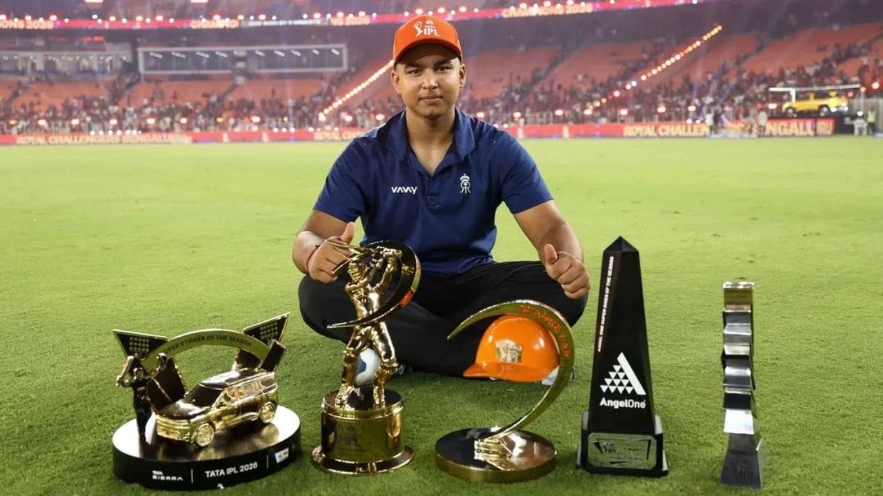 31 મે, 2026: વૈભવ સૂર્યવંશીએ IPL 2026 માં સૌથી વધુ રન બનાવવા બદલ ઓરેન્જ કેપ જીતી, સિઝનના શ્રેષ્ઠ ખેલાડીનો એવોર્ડ જીત્યો, MVP એવોર્ડ જીત્યો, અને સિઝનમાં સૌથી વધુ 72 છગ્ગા ફટકારવા બદલ એવોર્ડ પણ જીત્યો.