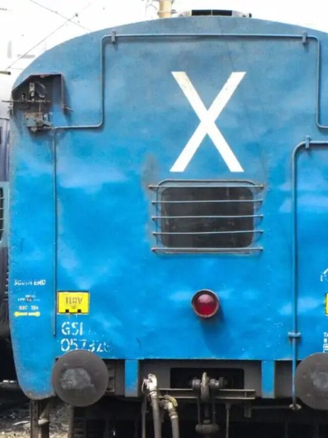 ટ્રેનના છેલ્લા ડબ્બા પર ‘X’ કેમ લખેલું હોય છે? જાણો તેની પાછળનું ચોંકાવનારું કારણ