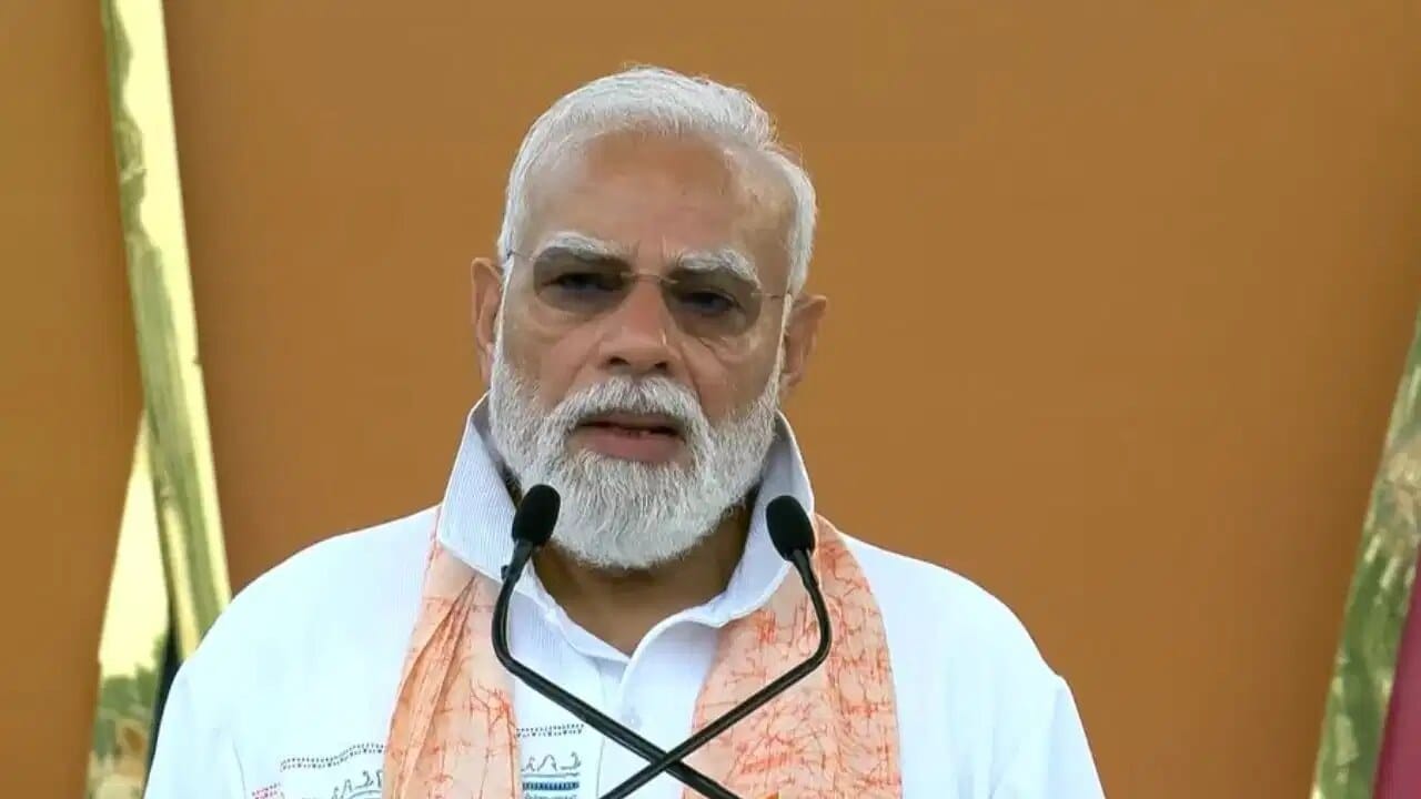 યોગ એ માત્ર આસન નથી, પરંતુ માનવ એકતાનો આધાર છે : PM મોદી