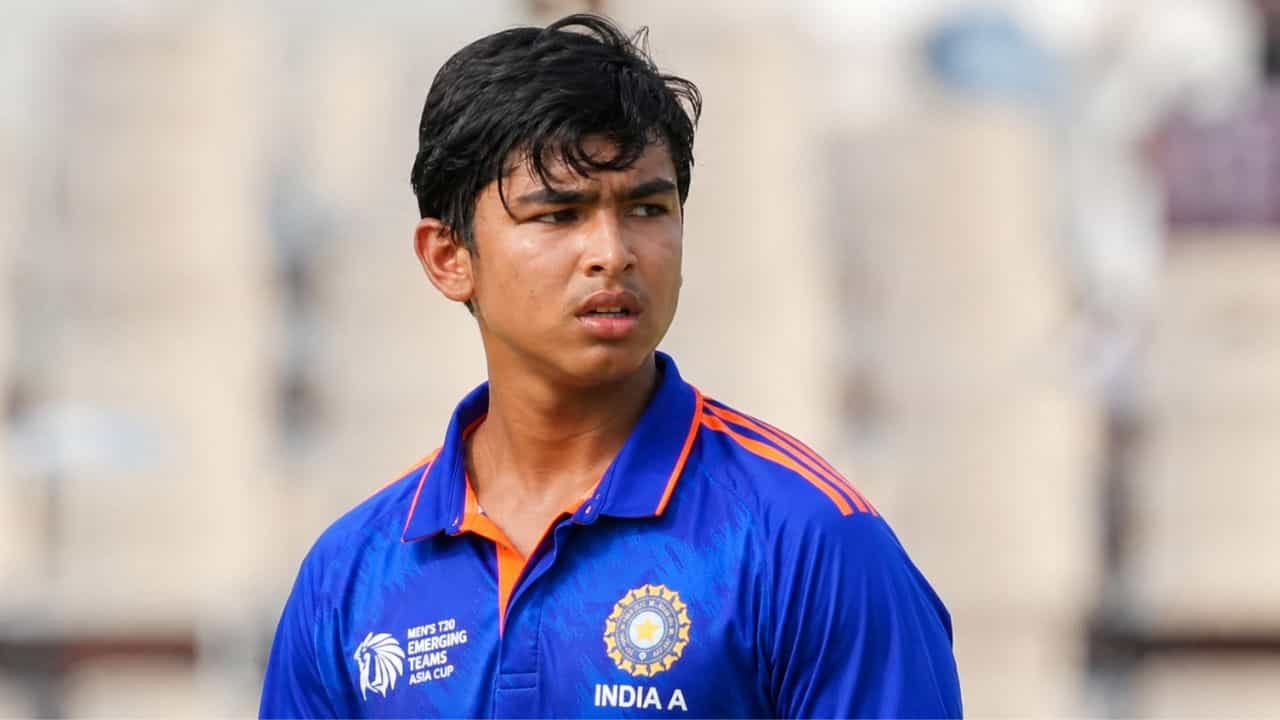 Breaking News: શ્રીલંકાના ખેલાડીને ધક્કો મારવાના મામલે વૈભવ સૂર્યવંશી પર આવ્યો ફેંસલો, 15 વર્ષીય ખેલાડીને શું સજા મળી?