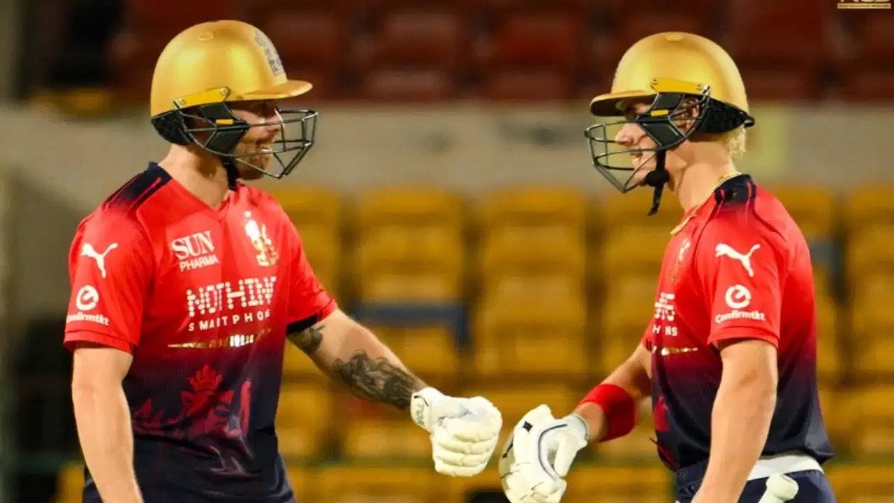 IPL 2026ની સિઝનમાં અનેક યુવા ખેલાડીઓએ પોતાની પ્રતિભાનો પરચો બતાવ્યો, પરંતુ કેટલાક મોટા નામ ધરાવતા વિદેશી ખેલાડીઓ સંપૂર્ણપણે નિષ્ફળ રહ્યા. ટીમોએ તેમની ઉપર કરોડો રૂપિયાનો દાવ લગાવ્યો હતો, છતાં તેઓ મેદાન પર અસરકારક પ્રદર્શન કરી શક્યા નહોતા. આ ખેલાડીઓના નબળા દેખાવે તેમની ટીમોની જીતની આશાઓને મોટો ઝટકો આપ્યો.