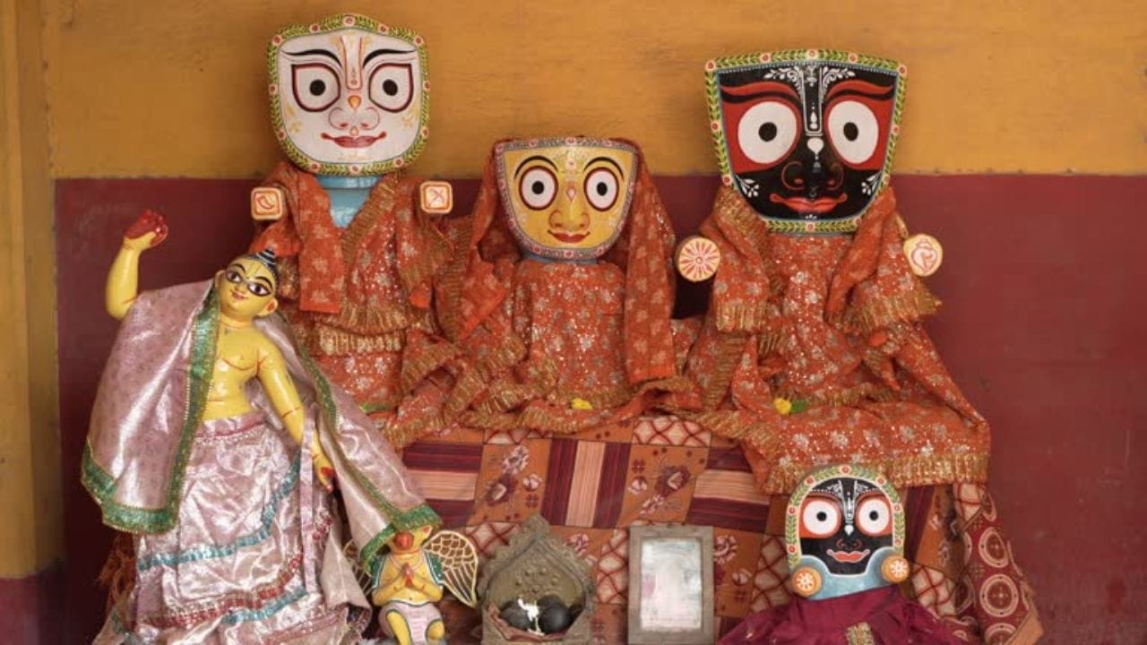 નોંધ : આ સમાચારમાં આપેલી માહિતી ધાર્મિક માન્યતાઓ અને સામાન્ય માહિતી પર આધારિત છે. TV9 ગુજરતી તેનું સમર્થન કરતું નથી. (Image Source | iStock)