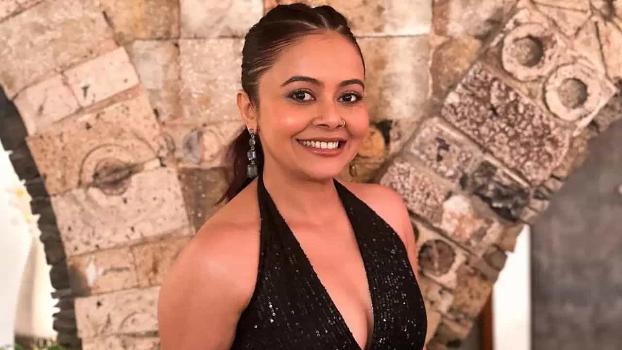 Breaking News : ગોપી વહુએ પંજાબ, કેરળ અને કર્ણાટકના શિક્ષણ મંત્રીઓના રાજીનામાની માગ કરી અને કહ્યું, કાઉન્ટડાઉન શરૂ